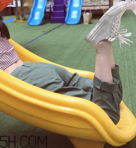 帆布鞋鞋底发黄怎么办？帆布鞋鞋底怎么洗白？