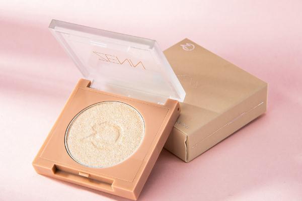 高光粉有必要用吗 素颜可以用高光粉吗