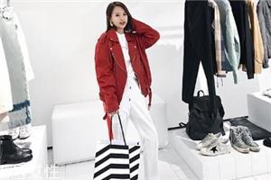 皮衣紧身还是宽松好看?看个人喜好 皮衣紧身还是宽松好看?看个人喜好