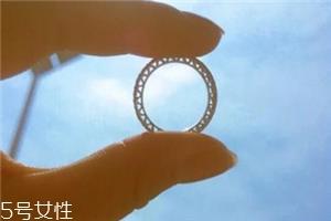 戒指可以戴左手吗？戒指能不能戴在左手？