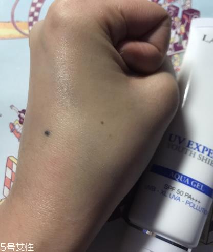 兰蔻空气感防护乳适合什么肤质 痘痘肌适用的防晒