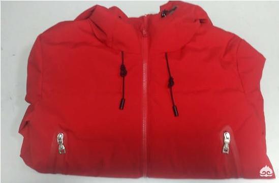 哪个牌子长款羽绒服不钻绒 看工艺选择 哪个牌子长款羽绒服不钻绒 看工艺选择