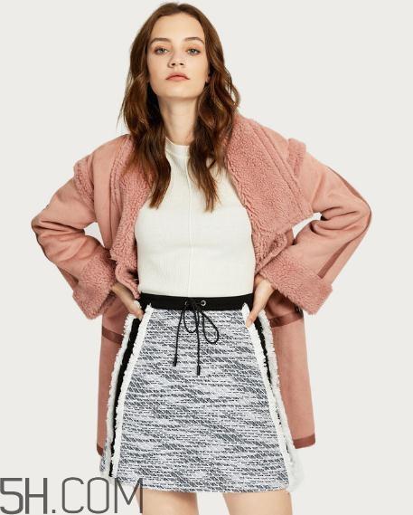 ur的衣服怎么样？ur的衣服可以退吗？