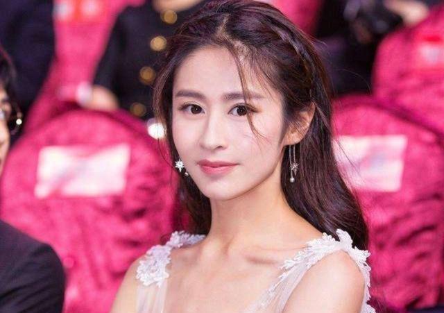 明星真名知多少？应采儿真名是2个字，颖儿原来不姓颖！