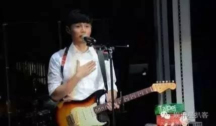 杨丞琳李荣浩又公开秀恩爱了!扒扒两人情史!