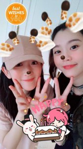 ​奚梦瑶谢娜合影