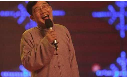 郭德纲曾拜李金斗为师被拒却收他为徒,曾红极一时但祸从口出被骂