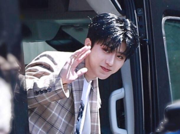 潘长江蔡徐坤事件水落石出,潘长江又认识一个姓蔡的了