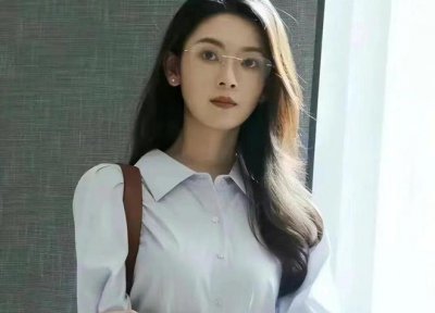​《玫瑰的故事》：明知女儿不嫁，白父为什么还要帮黄振华创业？