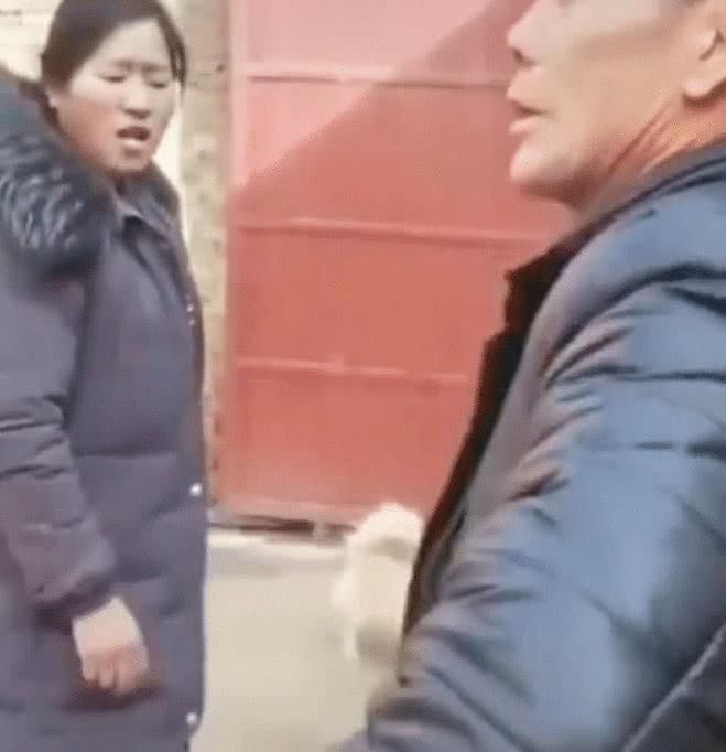 大衣哥又出事了，大衣嫂彻底被惹怒，网友：真是过分了