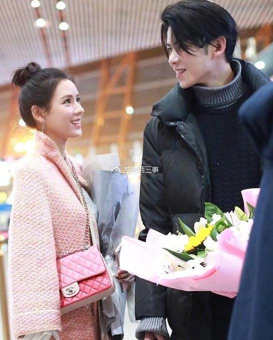 张予曦男友张佰融颜值超高，两人罕见秀恩爱，网友：王思聪怎么看？