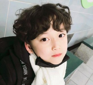 ​韩国很火的帅气小正太，网友：未来又是一个“少女杀手”