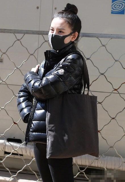 宋祖儿现身北电艺考四试现场, 传闻宋祖儿在美国高中玩得很疯