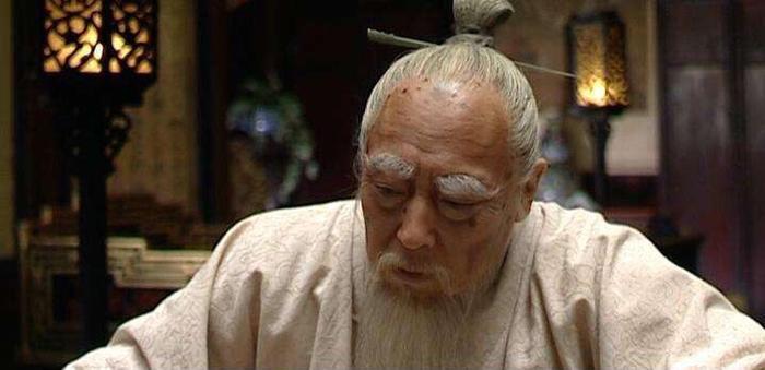 倪大红火了？一种表情演绎三种大佬，成“老戏骨”时还不到50岁！