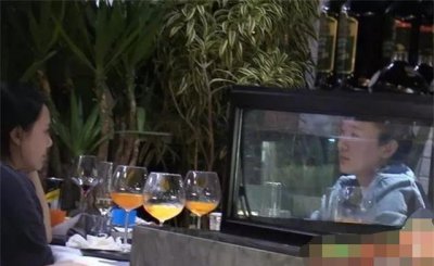 ​霍思燕吸烟被曝光不是事，竟然第二次意外曝光二胎女儿？