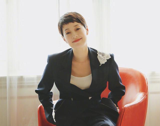 马伊琍谈艺校中专，学识学历在当今演员这个行业里还重要吗