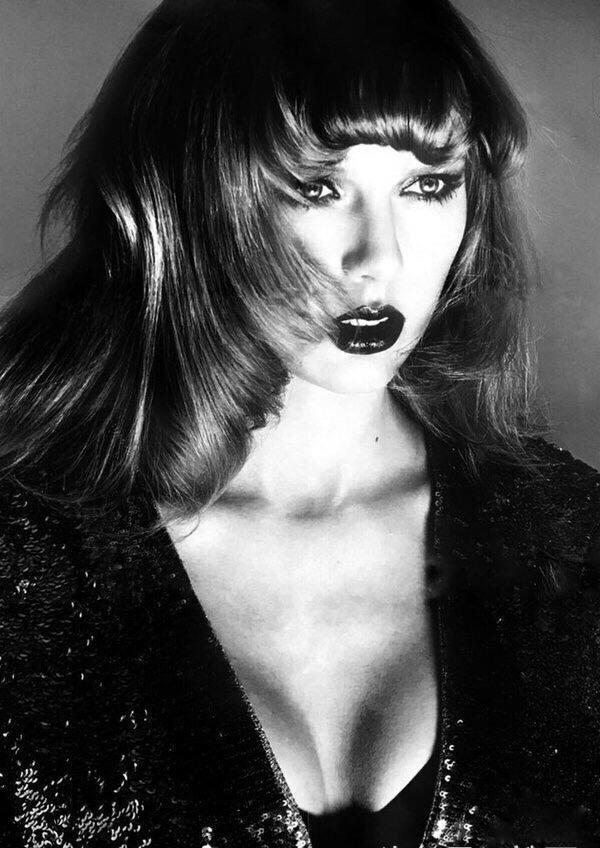 霉霉 泰勒斯威夫特 新专辑《Reputation》发售引发疯抢 大量美图