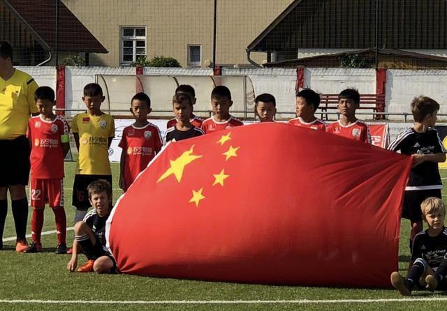 董路的足球小将项目，获得新华社高度赞誉！传统青训生存压力来了