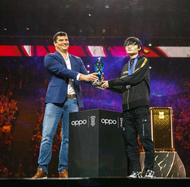 LOL:RNG新打野落空?小龙堡被曝有新选择,网友:PDD整活啦