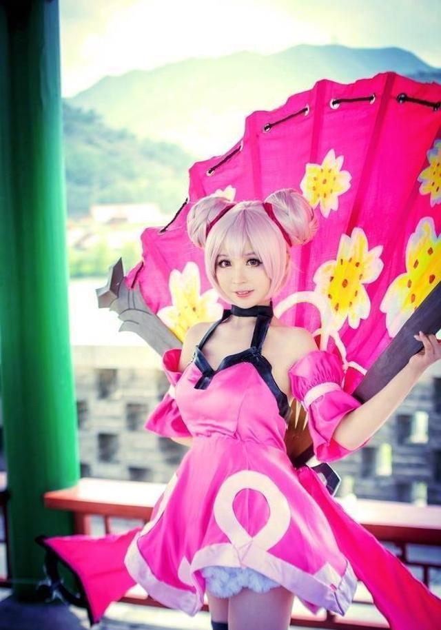 王者荣耀的那些神级COS 总有一款小姐姐让你心动