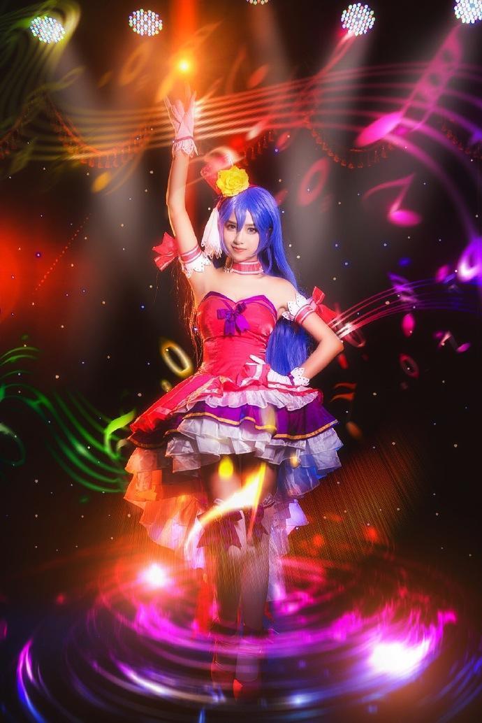 王者荣耀王昭君cos,长相天美皮肤白皙,最后一张让人浮想联翩