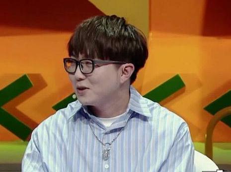 毛不易真实姓名曝出,跟芒果台主持人同名。