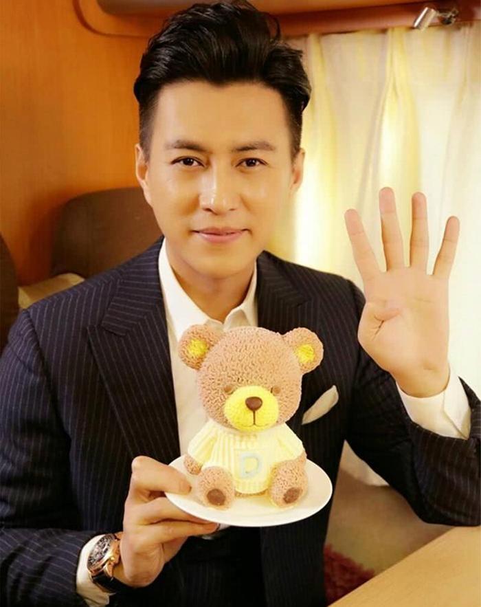 原来靳东的前任就是她,竟是我们熟知的女演员,和现任有7成像