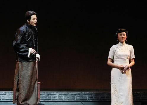 气质优雅的美女演员，出道22年不温不火，如今45岁婚姻却成谜