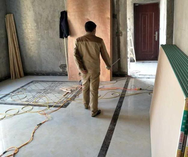 原来客厅地砖波导线这样贴才漂亮，我家太丑了，只想拆了重贴！