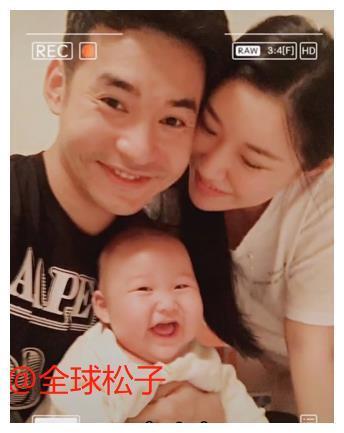 赵本山徒弟文松全家福曝光,,美娇妻在《刘老根3》扮演17岁少女