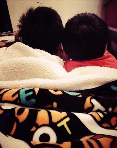 朱芳雨前妻胡美近照，越来越有女神范一细节令人感动