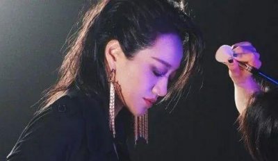 ​“一夜什么都没了，还欠了很多钱”，知名女星被骗千万积蓄？