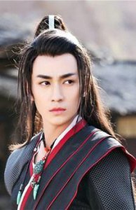 ​朱一龙《天天向上》首秀被翻出，那时的他黑帅黑帅的