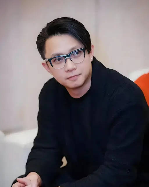 柯汶利回应与张钧甯婚讯 称暂未规划结婚期限