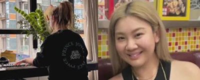 ​77郑少秋当外公了！女儿郑欣宜加拿大生子，与外籍老公生活幸福