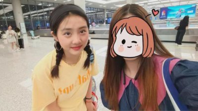 ​黄多多美国被偶遇，明星子女扎堆送出国？