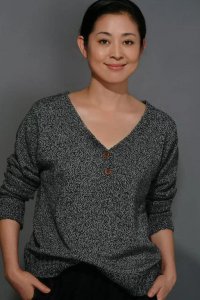 ​60岁倪萍双腿落下病根，无法治愈，网友：看出了她的敬业