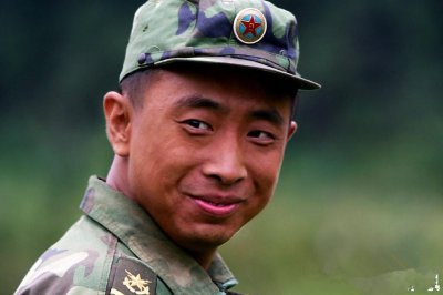 ​国家一级演员，四登春晚，曾是王宝强的班长，常演配角名字无人知