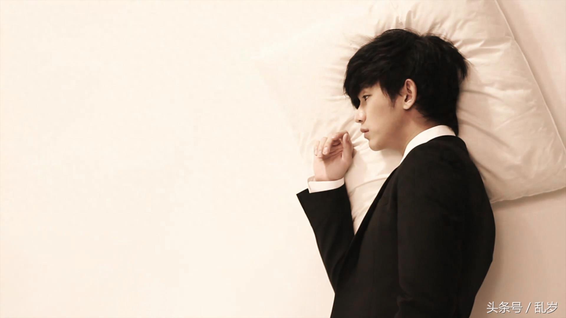 来自星星的你金秀贤都敏俊高清图拿走不谢