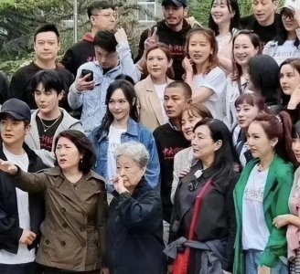 ​人尽皆知的4位出轨女明星 为什么有的人又火了有的人彻底熄火了？