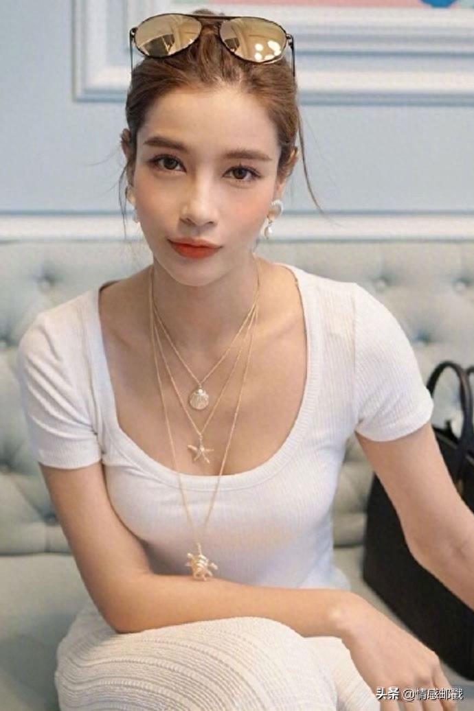 泰国浓颜系美女，23岁Lisa如人间芭比，31岁女演员Vill气质出众