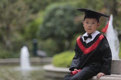 ​一组幼儿园毕业照