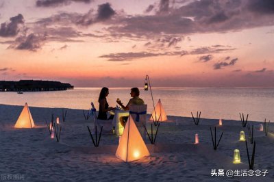 ​男女眼神对视心理分析男女对望意味着什么