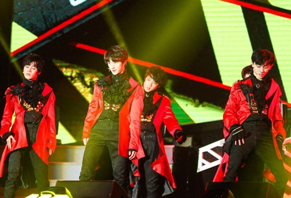 台风少年团在北京举行演唱会,拥有抗争逆境勇气的中国少年