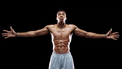 ​每日一星之字母哥扬尼斯·阿德托昆博，高清壁纸