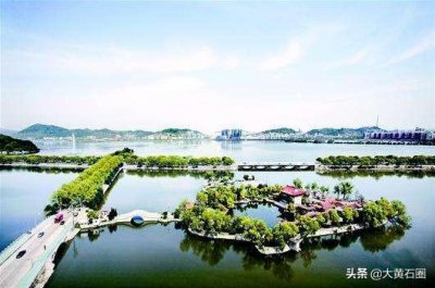 ​黄石磁湖很美，但也有不雅之处