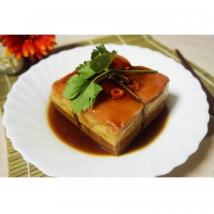 ​大厨教你做：“东坡素肉”，特点：色泽红润，口感糯烂