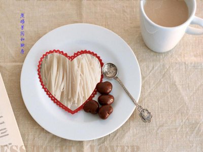 ​将藕丝切得又细又长的技巧，做藕丝脆嫩不变黑的技巧，你知道吗