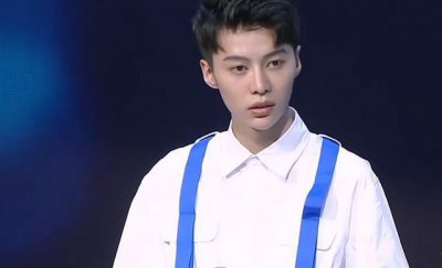 ​小鲜肉登上《非诚勿扰》被爆灯，孟非狠批这位女嘉宾是戏精