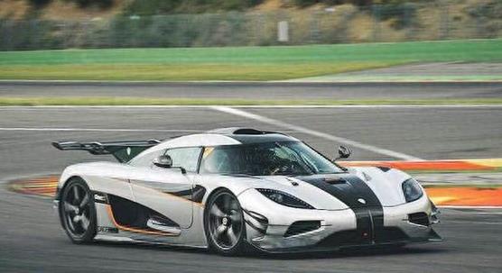 这款柯尼塞格仅发售6台，每台价格高达1亿，国内就有5台